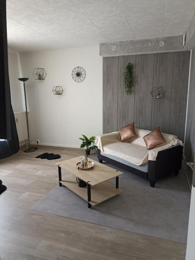 Apartamento Un Temps Pour Soi Châteauroux Exterior foto