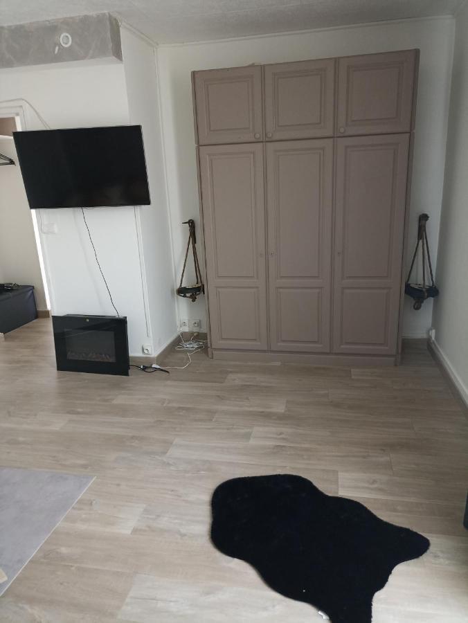 Apartamento Un Temps Pour Soi Châteauroux Exterior foto